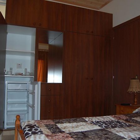 Nicos & Olympia Apartments Polis Luaran gambar