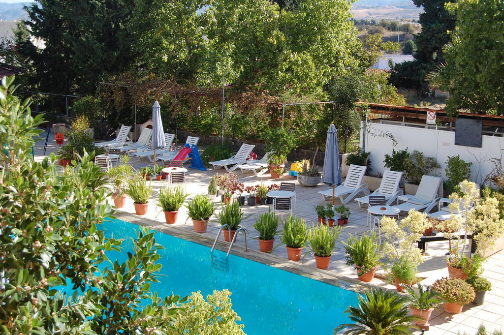 Nicos & Olympia Apartments Polis Luaran gambar