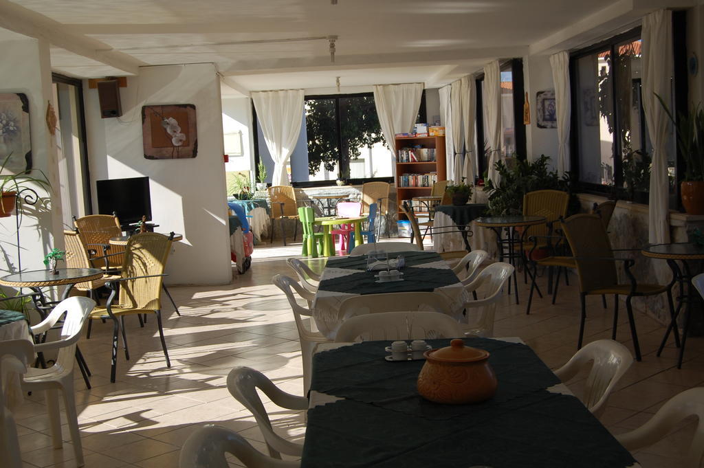 Nicos & Olympia Apartments Polis Luaran gambar