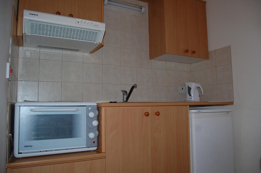 Nicos & Olympia Apartments Polis Bilik gambar