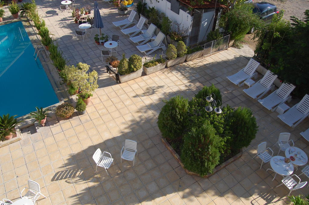 Nicos & Olympia Apartments Polis Luaran gambar